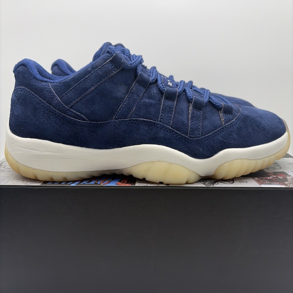 Size 9.5 - Air Jordan 11 Retro Low RE2PECT (AV2187-441)